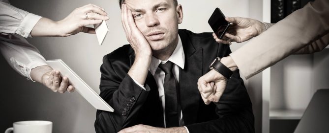 laki laki multitasking